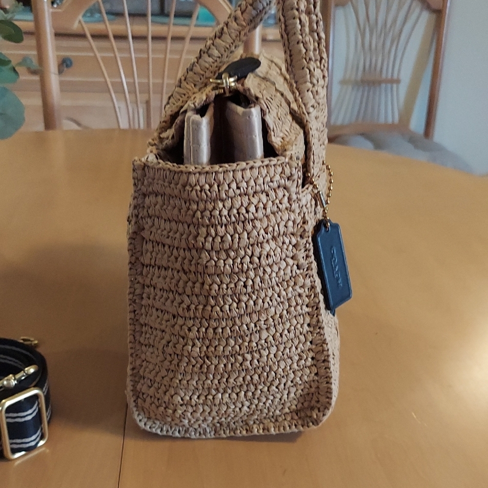 Coach Cargo Tote 26, NWT, Straw w/Black Accents - Picture 3 of 16